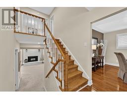 93 Julia Court, Newmarket, ON L3Y4T7 Photo 17