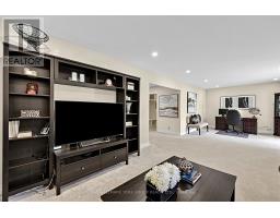 93 Julia Court, Newmarket, ON L3Y4T7 Photo 26