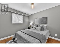 93 Julia Court, Newmarket, ON L3Y4T7 Photo 30