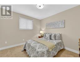93 Julia Court, Newmarket, ON L3Y4T7 Photo 37