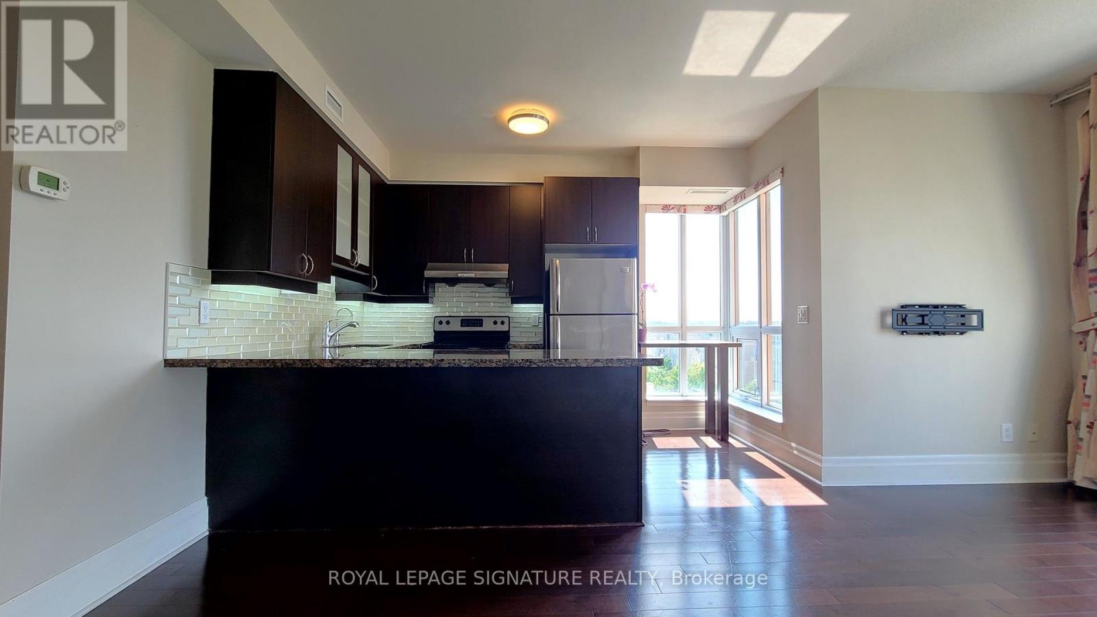512 - 57 UPPER DUKE CRESCENT, Markham (Unionville) — photo 4