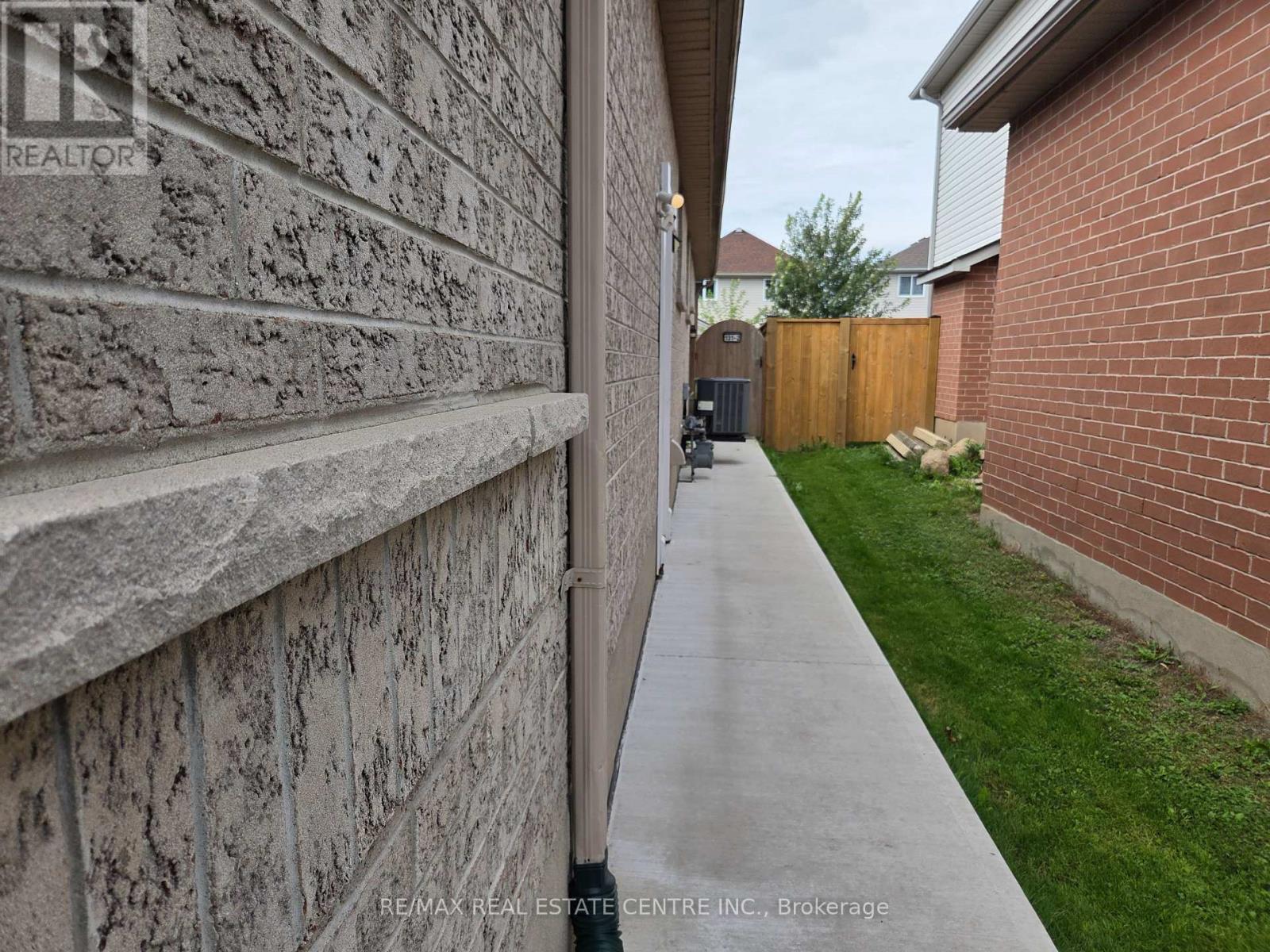 BASEMEN - 131 MCNICHOL DRIVE, Cambridge — photo 9