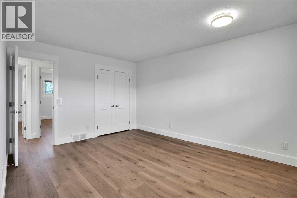 5702 Brenner Crescent NW, Calgary — photo 8