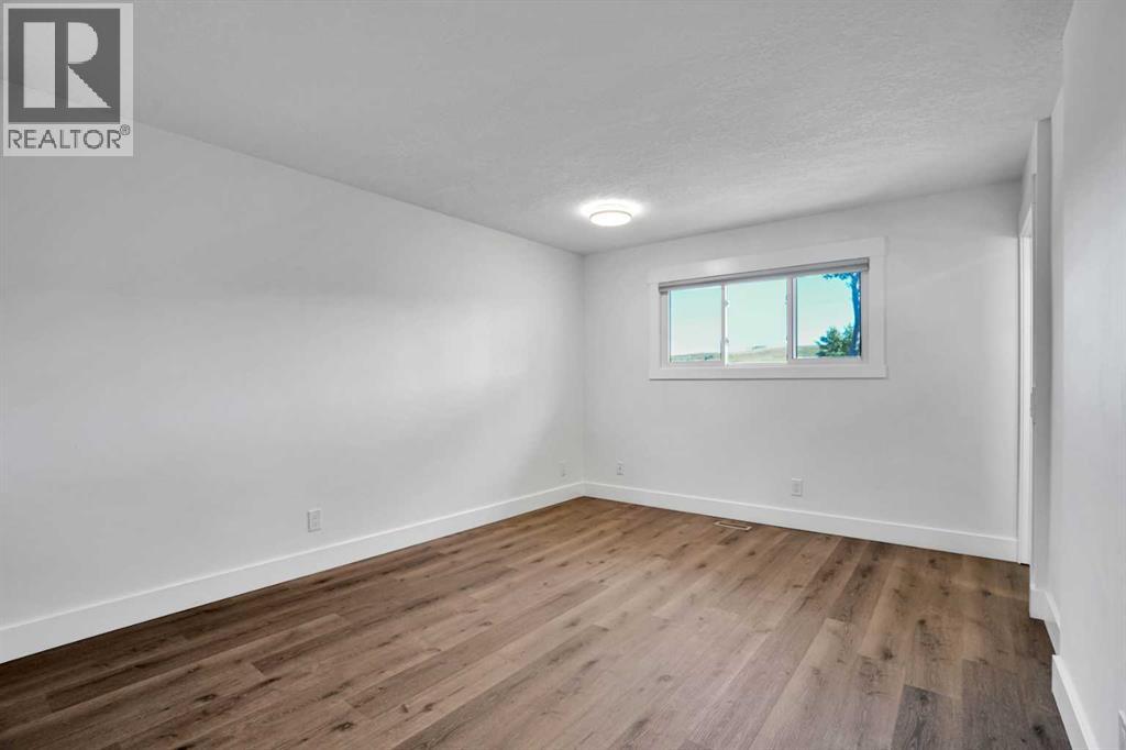 5702 Brenner Crescent NW, Calgary — photo 6