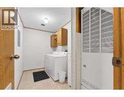 344, 349 Railway Avenue, Duchess, AB T0J0Z0 Photo 18