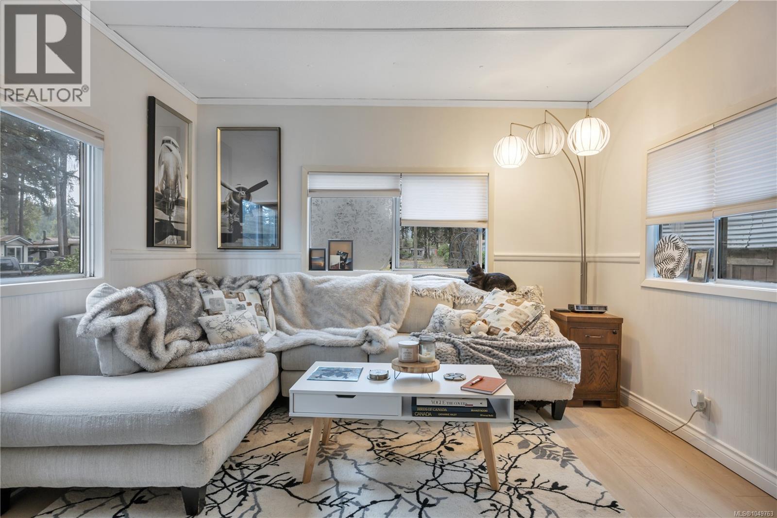 #35 3560 Hallberg Rd - Image 4