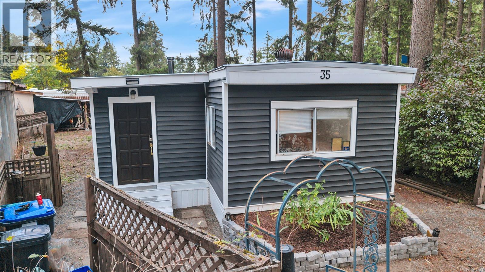 #35 3560 Hallberg Rd - Image 32