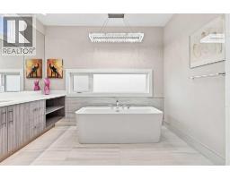 234 Fortress Bay Sw, Calgary, AB T3H4H2 Photo 29
