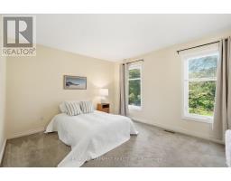77 Flanders Drive, Hamilton, ON L8B0G6 Photo 24