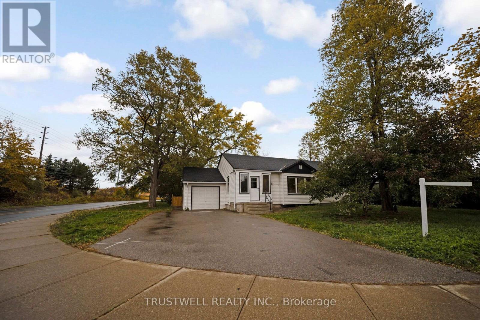 5 MEADOWVALE DRIVE, St. Catharines (Lakeport) — photo 2