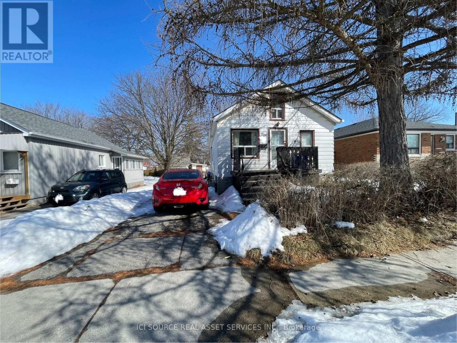 547 MONTRAVE AVENUE, Oshawa (Vanier) — photo 1