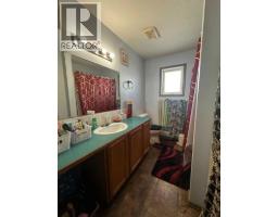 200 Upland Boulevard W, Brooks, AB T1R0R1 Photo 15