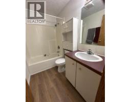 200 Upland Boulevard W, Brooks, AB T1R0R1 Photo 22