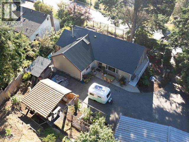 5836 MOWAT AVE - Image 50