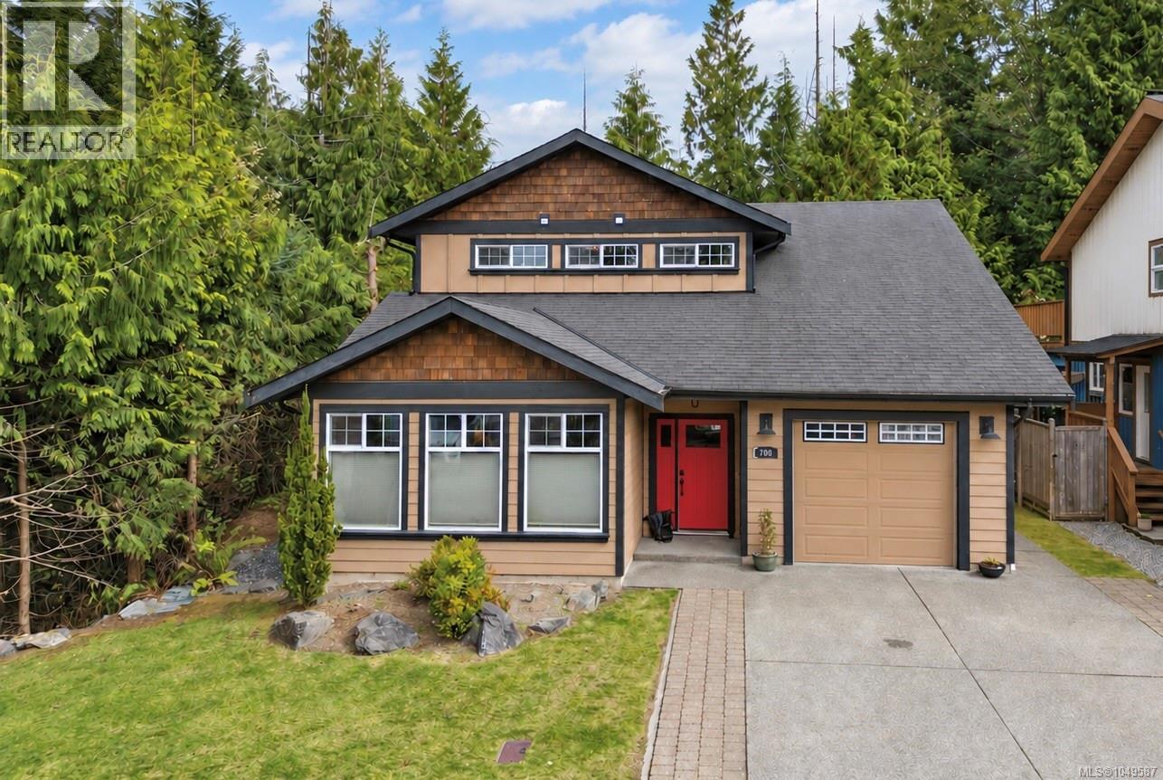 700 Ocean Park Dr - 1