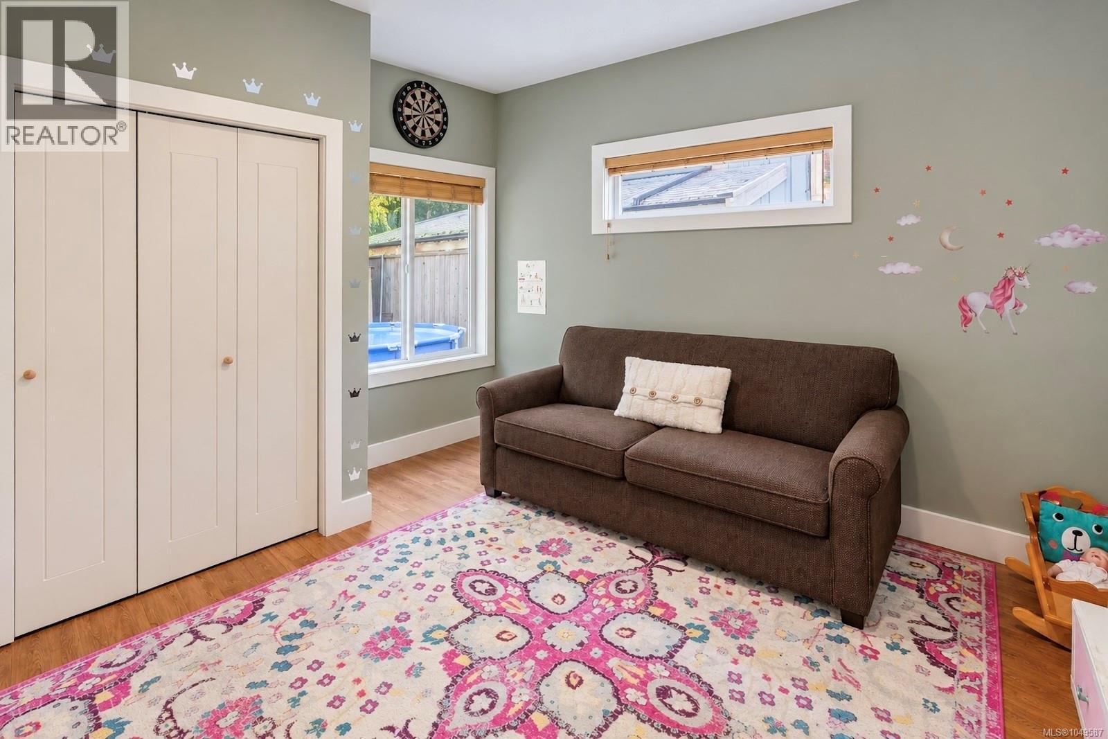 700 Ocean Park Dr - 11