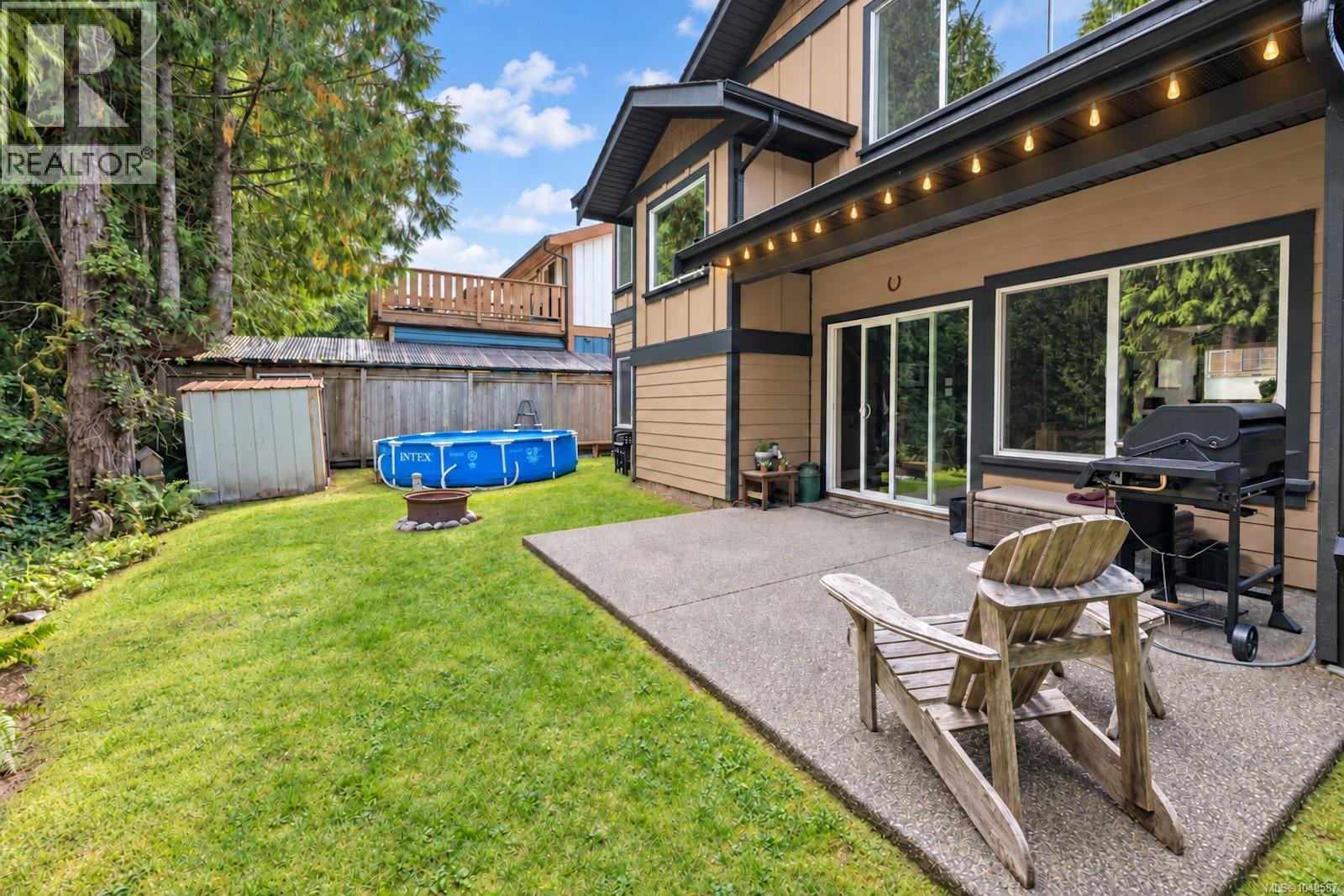 700 Ocean Park Dr, Tofino