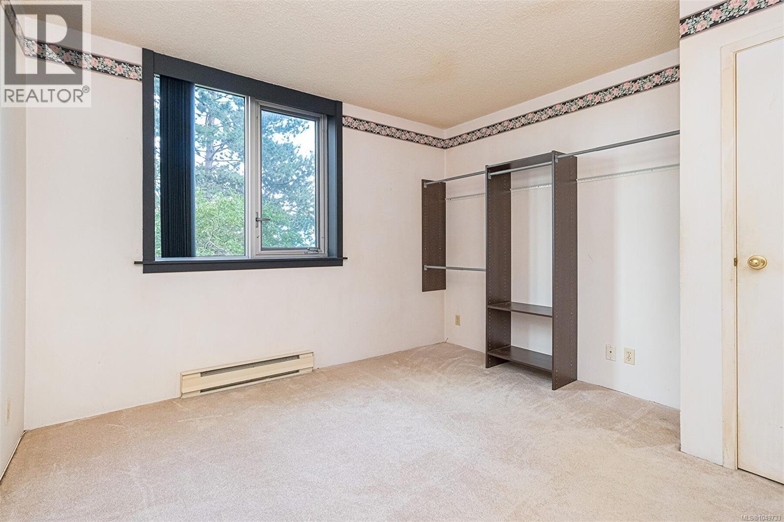 #201 327 Maitland St - Image 11