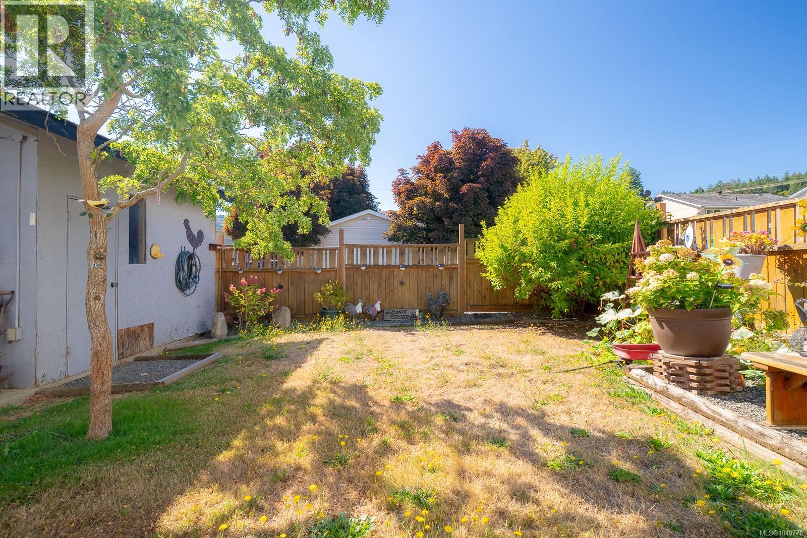 1602 Joan Ave, Crofton