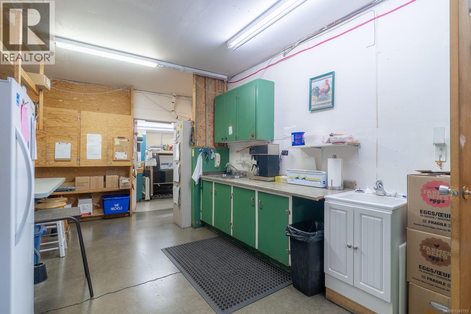 1602 Joan Ave - Image 5