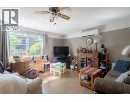 Living room - 1602 Joan Ave, Crofton, BC V0R1R0 Photo 11
