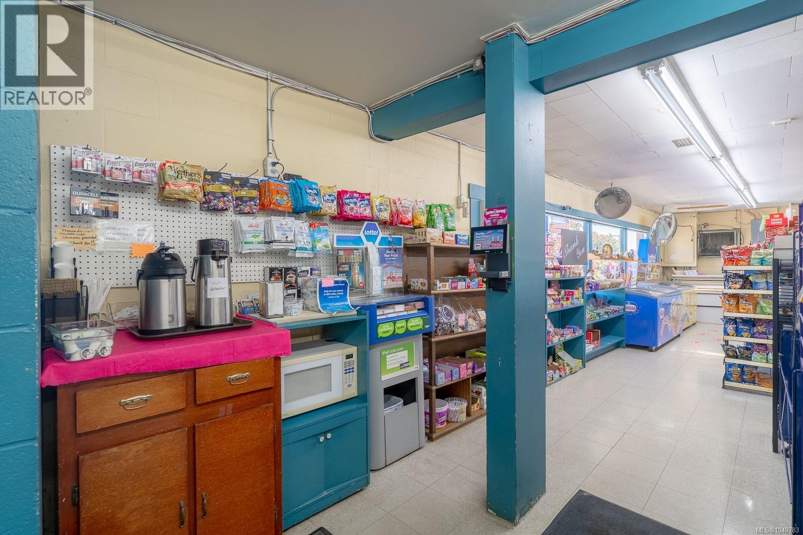 1602 Joan Ave - Image 25