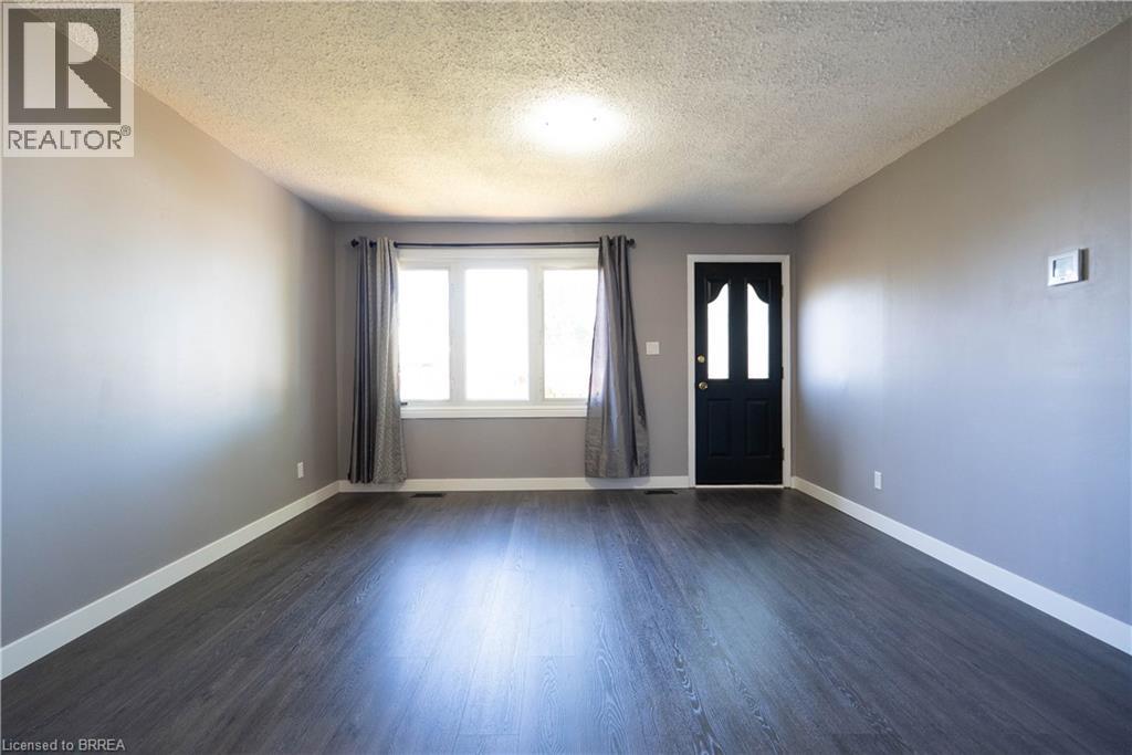 1773 PIERRE Street, Val Caron — photo 3