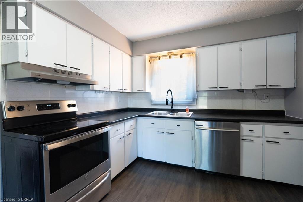 1773 PIERRE Street, Val Caron — photo 8
