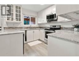 1309 Una Way, Port Coquitlam, BC V3C2V1 Photo 10