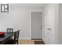 4212 Garden Grove Drive, Burnaby, BC V5G4G6 Photo 11