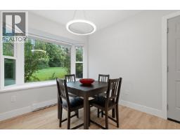 4212 Garden Grove Drive, Burnaby, BC V5G4G6 Photo 12