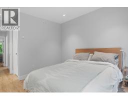 4212 Garden Grove Drive, Burnaby, BC V5G4G6 Photo 15