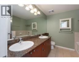 704 15 E Royal Avenue, New Westminster, BC V3L0A9 Photo 18