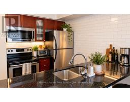 Bathroom - 912 - 50 Western Battery Road, Toronto, ON M6K3P1 Photo 7