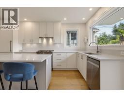 462 W 22nd Avenue, Vancouver, BC V5Y2G5 Photo 14