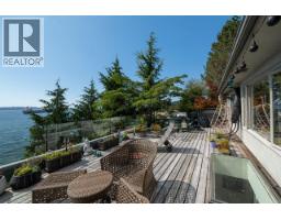 4052 Marine Drive, West Vancouver, BC V7V1N6 Photo 15