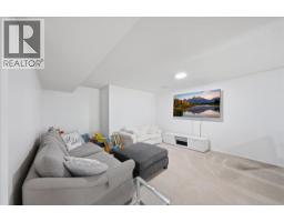 1594 Plateau Crescent, Coquitlam, BC V3E3B3 Photo 25