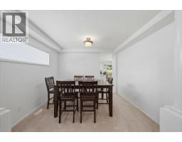 1594 Plateau Crescent, Coquitlam, BC V3E3B3 Photo 6