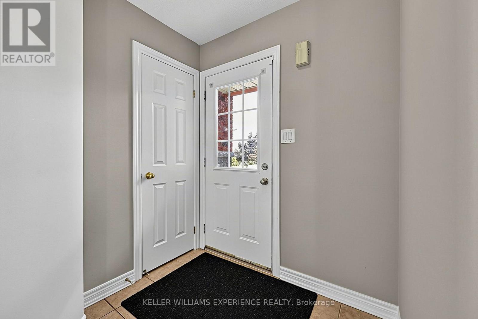 201 STANLEY STREET, Barrie (East Bayfield) — photo 6
