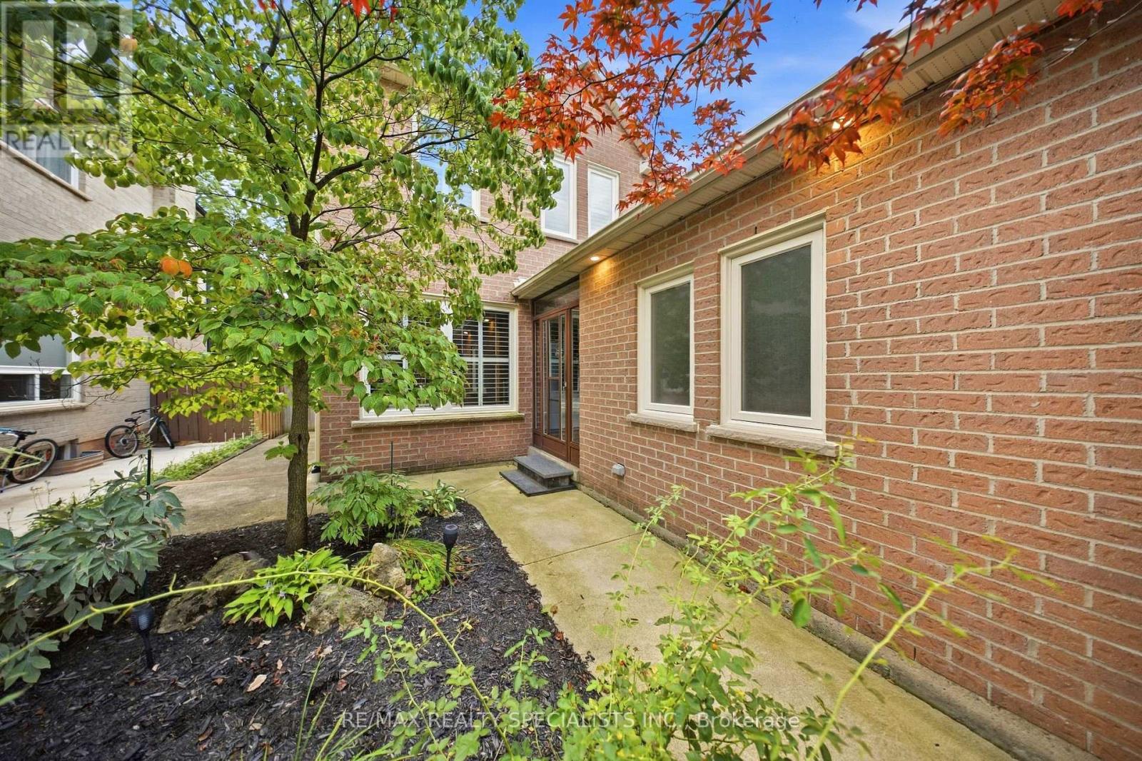 358 ERIN STREET, Oakville (FA Falgarwood) — photo 5