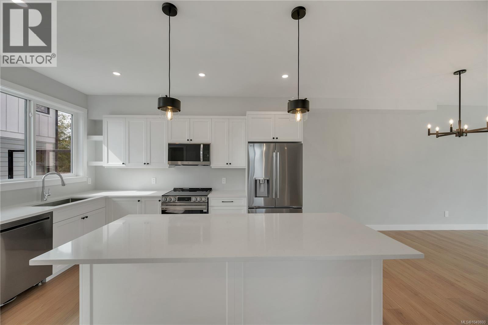 303A Hilchey Rd - 4
