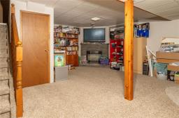 8 Wedgewood Bay, Brandon, MB R7B3J4 Photo 16