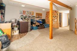 8 Wedgewood Bay, Brandon, MB R7B3J4 Photo 18