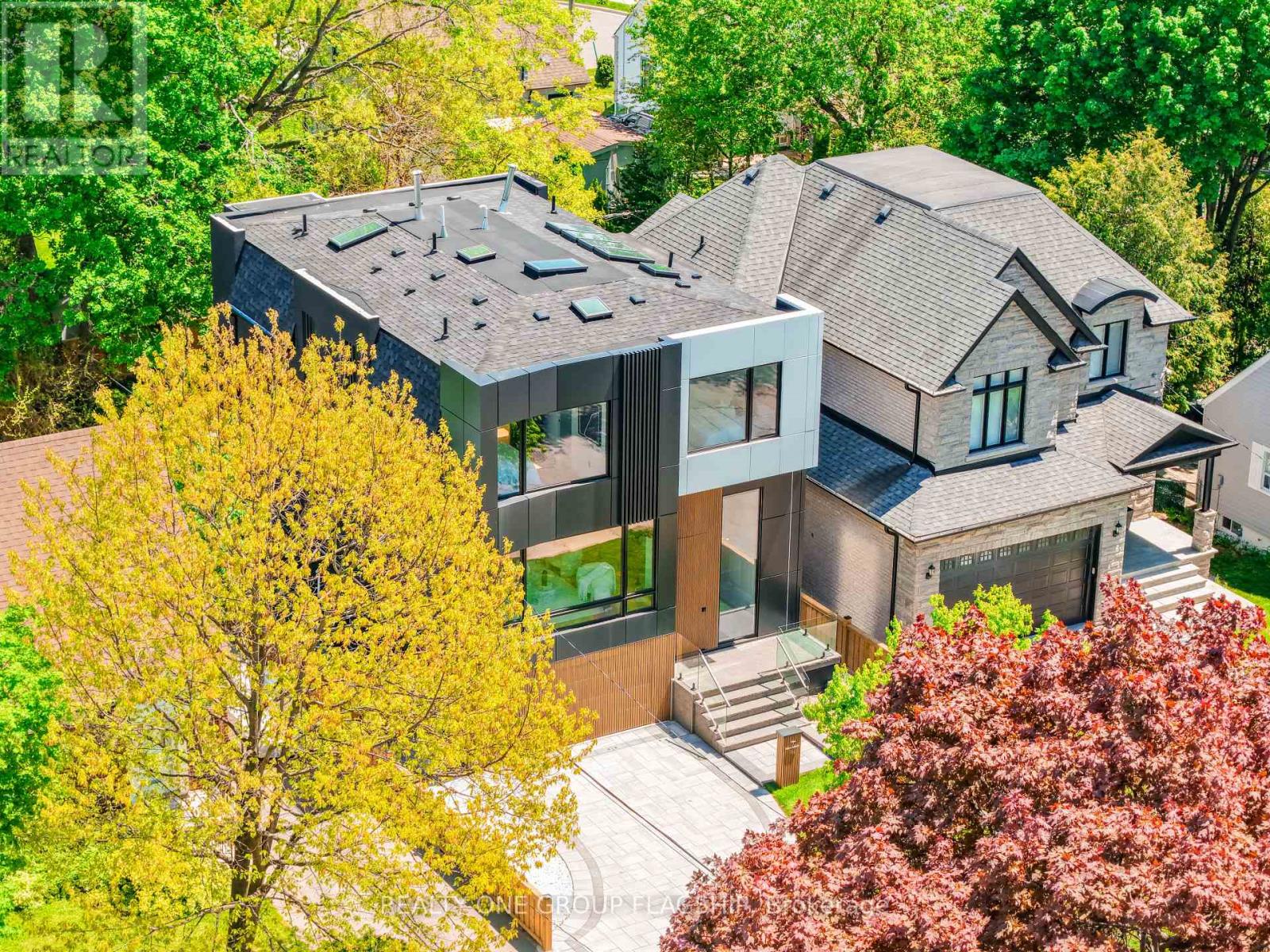 7 BENTLEY DRIVE, Toronto (Stonegate-Queensway) — photo 3