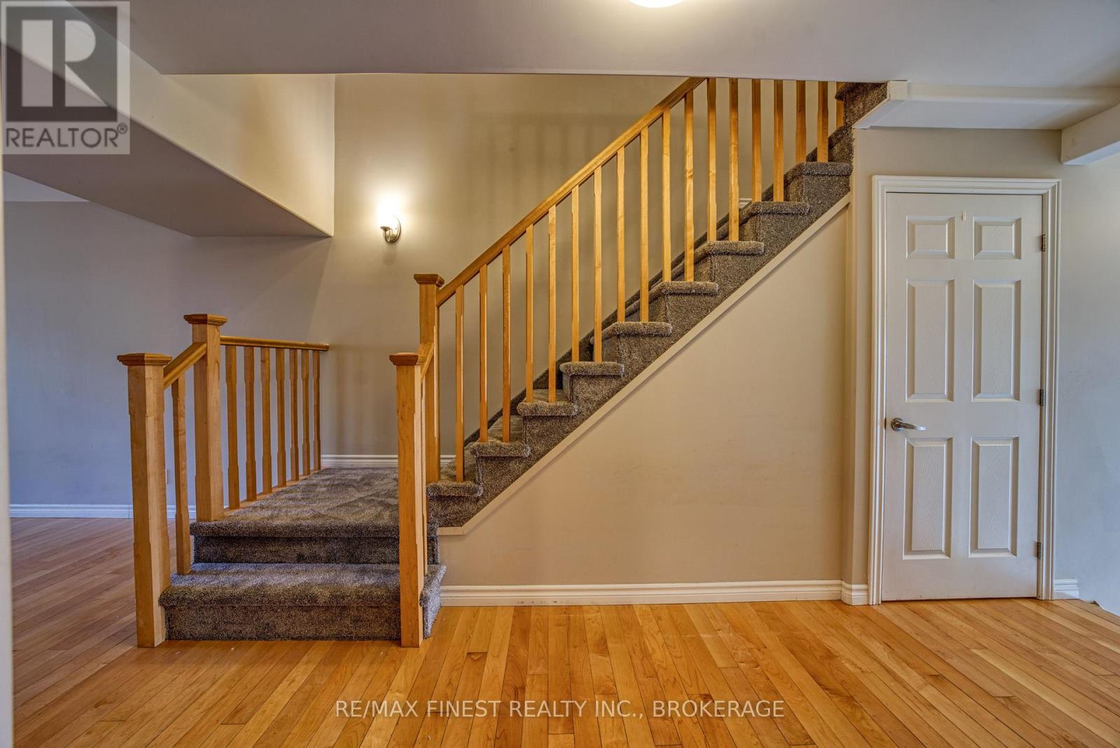 1010 ROSANNA AVENUE - Image 19