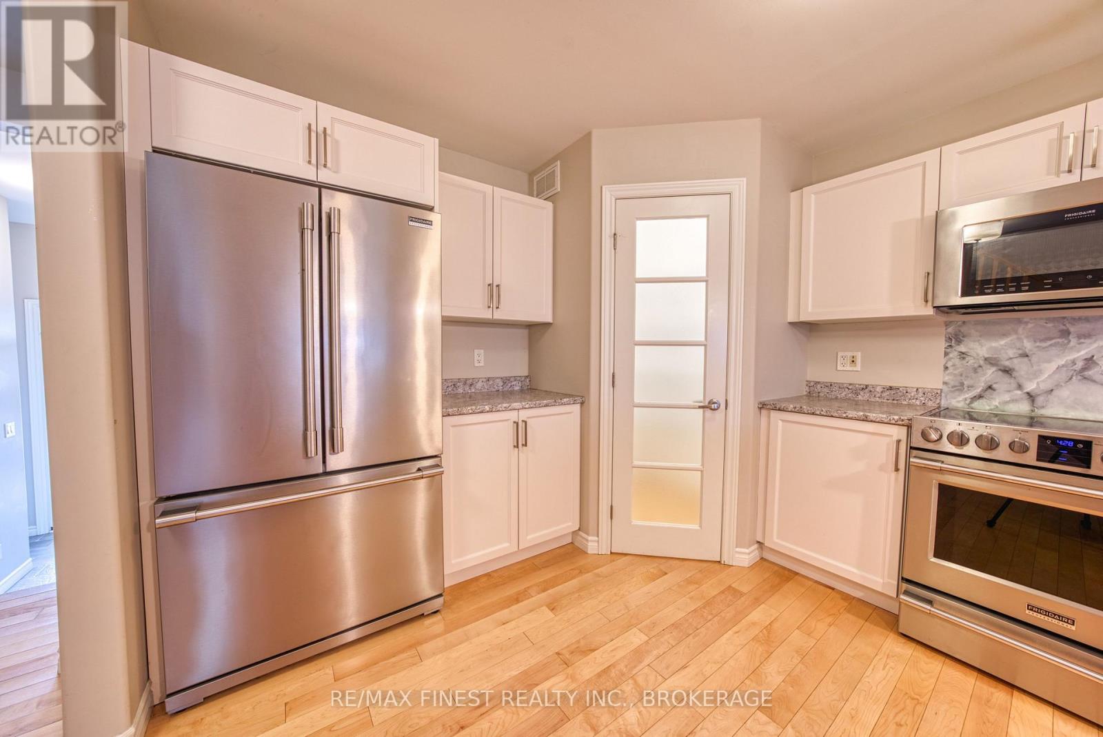 1010 ROSANNA AVENUE - Image 7