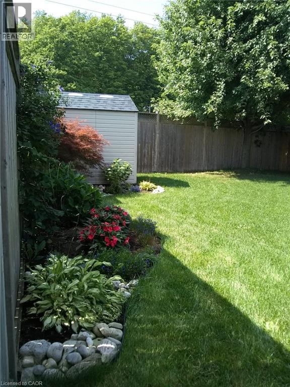 642 INTERLAKEN Drive - Image 47