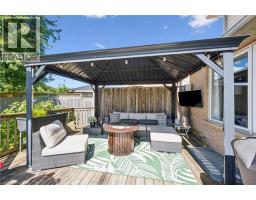 642 Interlaken Drive, Waterloo, ON N2T2Y5 Photo 36