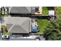 642 Interlaken Drive, Waterloo, ON N2T2Y5 Photo 42