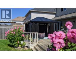 642 Interlaken Drive, Waterloo, ON N2T2Y5 Photo 50